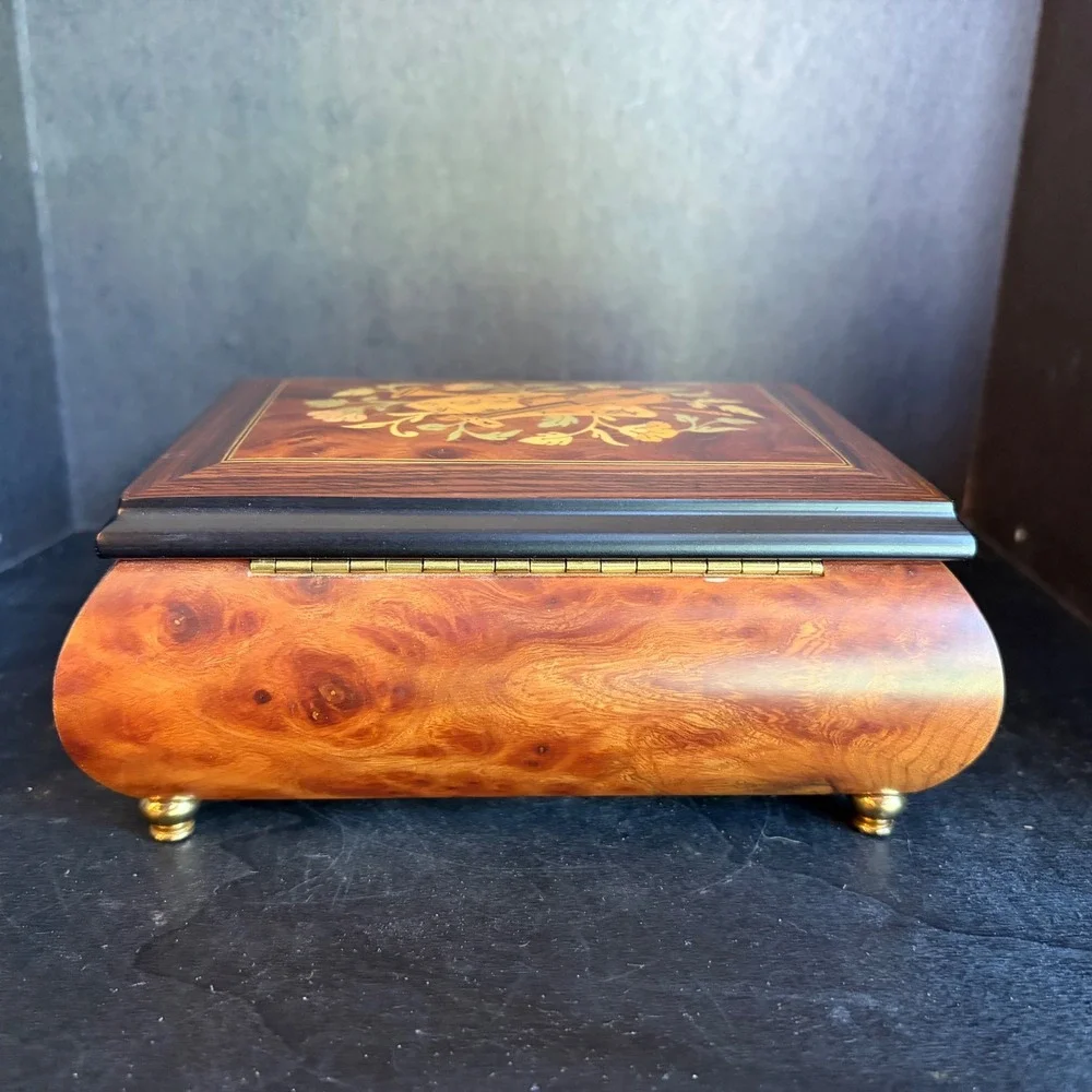 Unbranded vintage italian